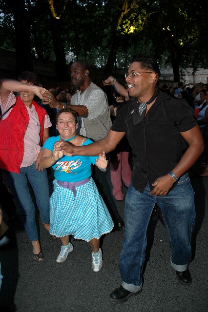 min 2006 08 08 paris plage 139